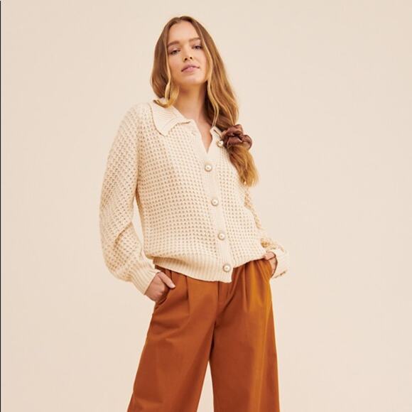 Moon River Collared Puff Sleeve Faux Pearl Button Sweater Cardigan Size Large - Picture 2 of 6